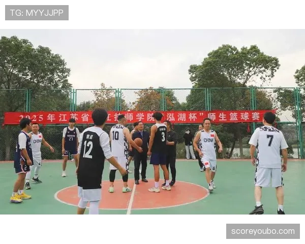 篮球比赛规则详解:开球的具体流程与注意事项 篮球比赛规则详解:开球的具体流程与注意事项